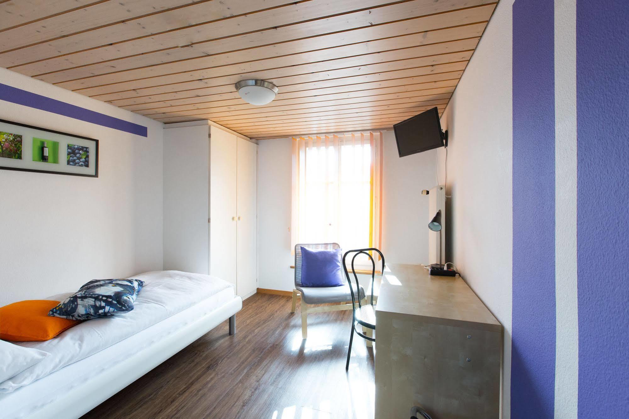 Ziegelhuesi Hotel, Stettlen Bei Bern Exterior foto